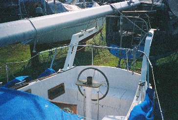 Petur's Stern cockpit.jpg