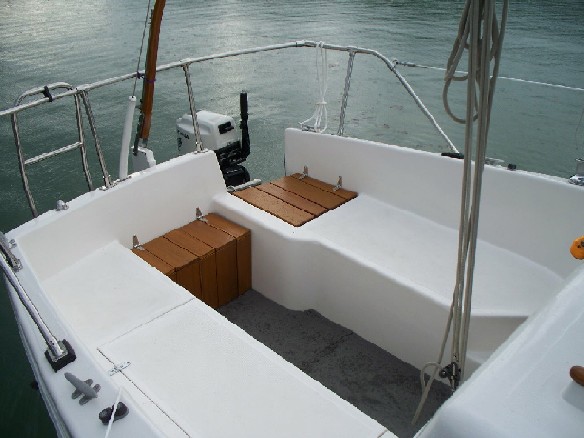 G23 COCKPIT_.JPG