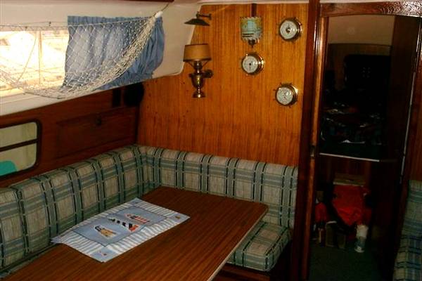 interior_2.jpg
